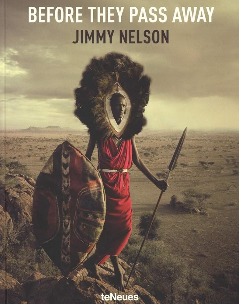 Before They Pass Away, Small Format Edition: Faszinierende ethnische Gemeinschaften aus aller Welt (Photographer) cover image