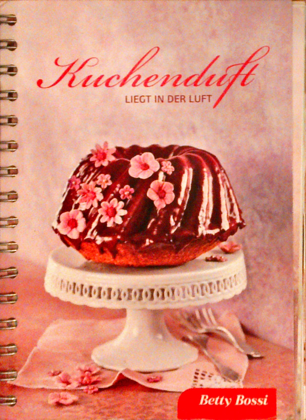 Kuchenduft liegt in der Luft.