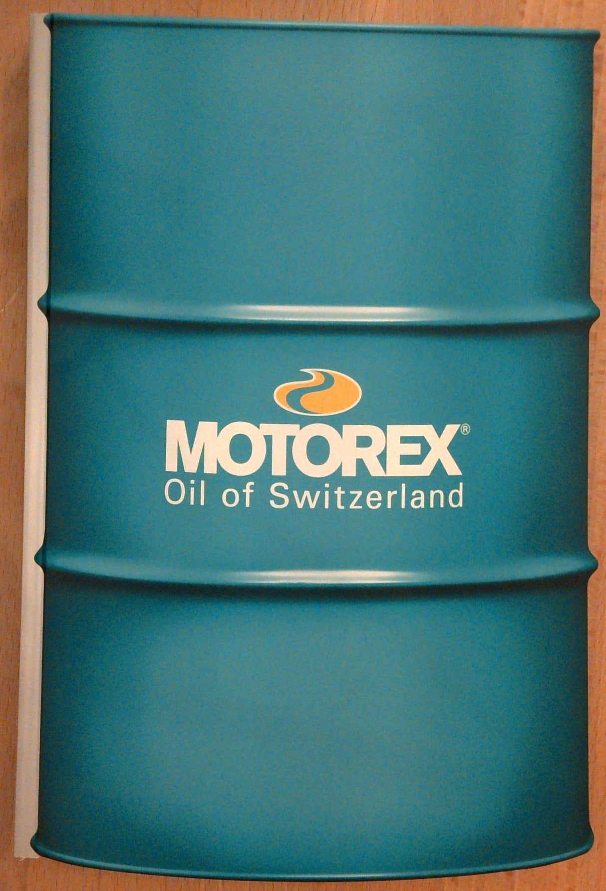 Bucher-Motorex 1917-2017: vom Juchtenglanz zum Hightech-Schmierstoff